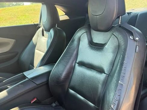 Used 2011 Chevrolet Camaro LT w/ RS Package RWD image 9