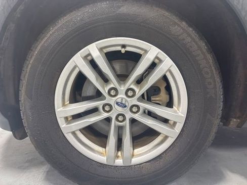 Used 2020 Ford Explorer XLT RWD image 11