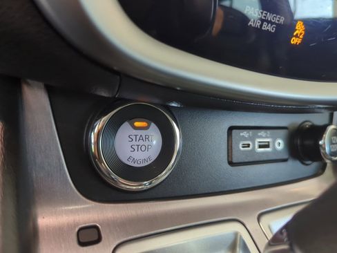 Used 2023 Nissan Murano SL w/ SL Moonroof Package image 19