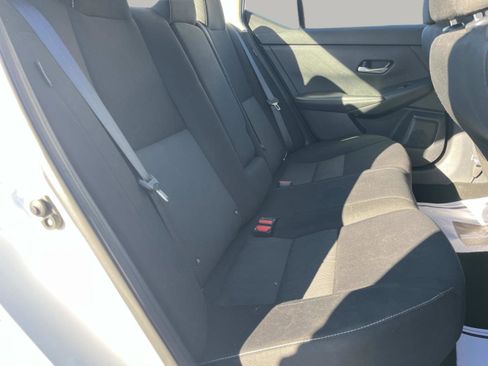 Used 2022 Nissan Sentra SV image 22