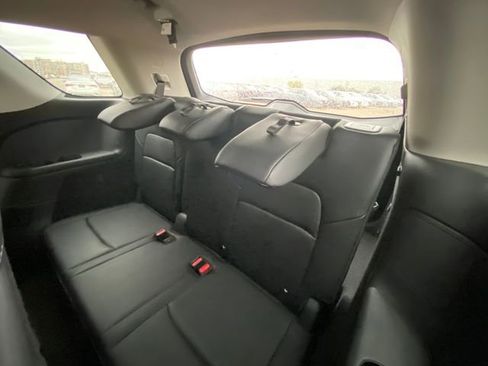 New 2025 Nissan Pathfinder Platinum w/ Cargo Package image 16