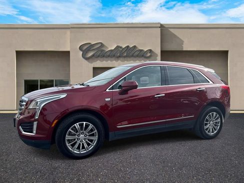Used 2018 Cadillac XT5 Luxury w/ Driver Awareness Package AWD/4WD image 7