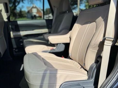 Certified 2024 Ford Expedition Limited image 24