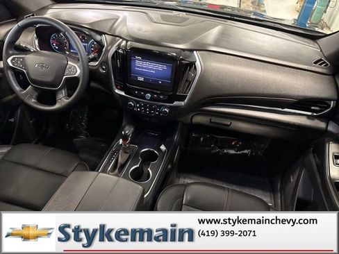Used 2022 Chevrolet Traverse RS image 13