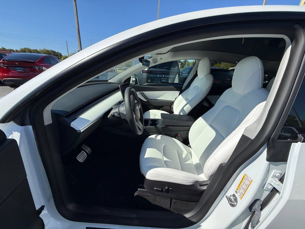 Used 2022 Tesla Model Y Performance AWD/4WD image 9