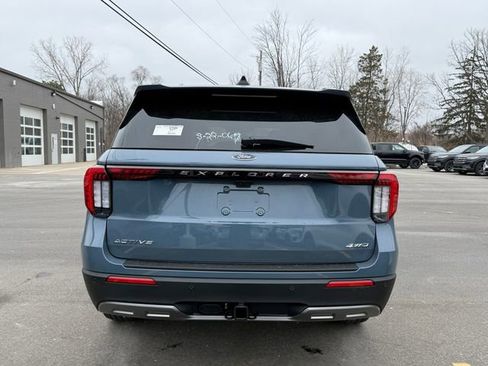 New 2026 Ford Explorer Active w/ Active Comfort Package image 7