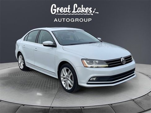 Used 2017 Volkswagen Jetta SEL image 7
