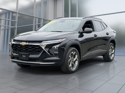 Used 2024 Chevrolet Trax LT w/ Driver Confidence Package