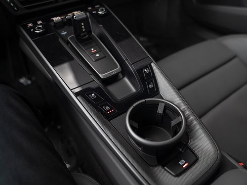 Certified 2022 Porsche 911 Carrera image 15