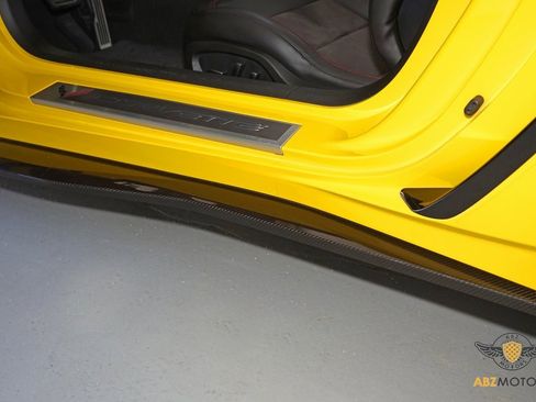 Used 2015 Chevrolet Corvette Z06 image 9