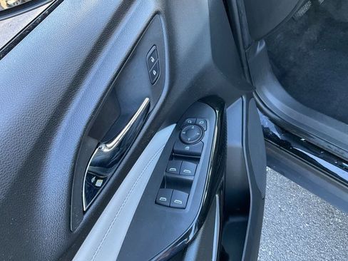 Used 2024 Chevrolet Trax LT w/ Driver Confidence Package image 7