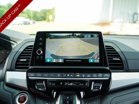 Used 2025 Honda Odyssey Sport-L image 11
