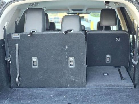 Certified 2025 Nissan Pathfinder SL image 30