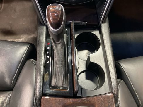 Used 2013 Cadillac XTS Luxury w/ Driver Awareness Package image 17