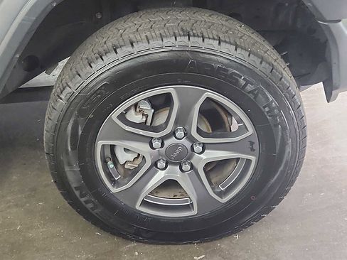 Used 2019 Jeep Wrangler Unlimited Sport S image 8