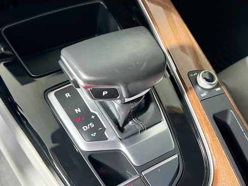 Used 2022 Audi A4 2.0T Premium w/ 18" Wheel Package image 25