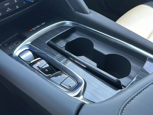 Used 2023 Buick Enclave Premium w/ Experience Buick Package image 36