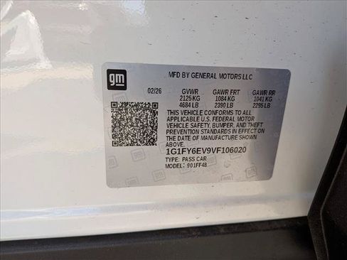 New 2027 Chevrolet Bolt LT w/ Comfort Package FWD image 17