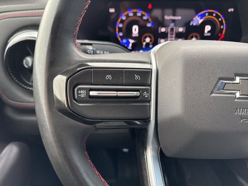 Used 2025 Chevrolet Colorado Z71 image 16