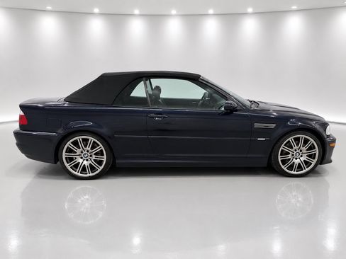 Used 2004 BMW M3 Convertible RWD image 2