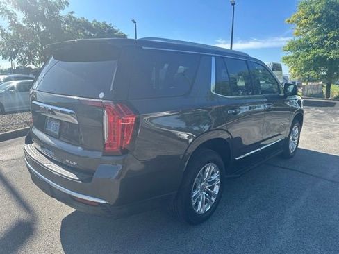 Used 2021 GMC Yukon SLT w/ SLT Luxury Plus Package RWD image 3