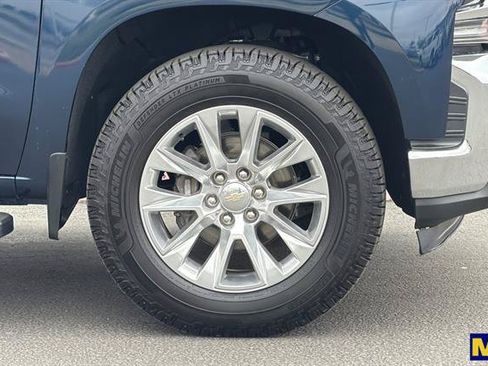 Used 2022 Chevrolet Silverado 1500 LTZ w/ Technology Package AWD/4WD image 36