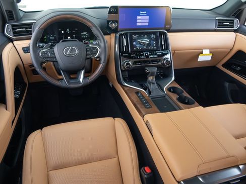 New 2026 Lexus LX 600 4WD w/ Luxury Package image 13