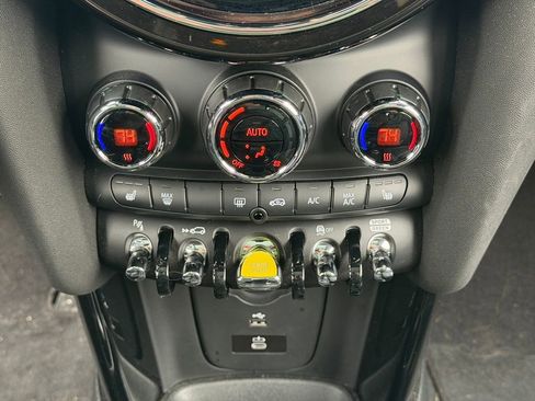 Certified 2023 MINI Cooper SE image 24