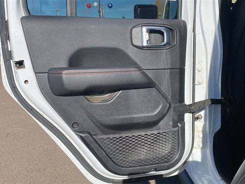 Used 2021 Jeep Wrangler Unlimited Rubicon image 12