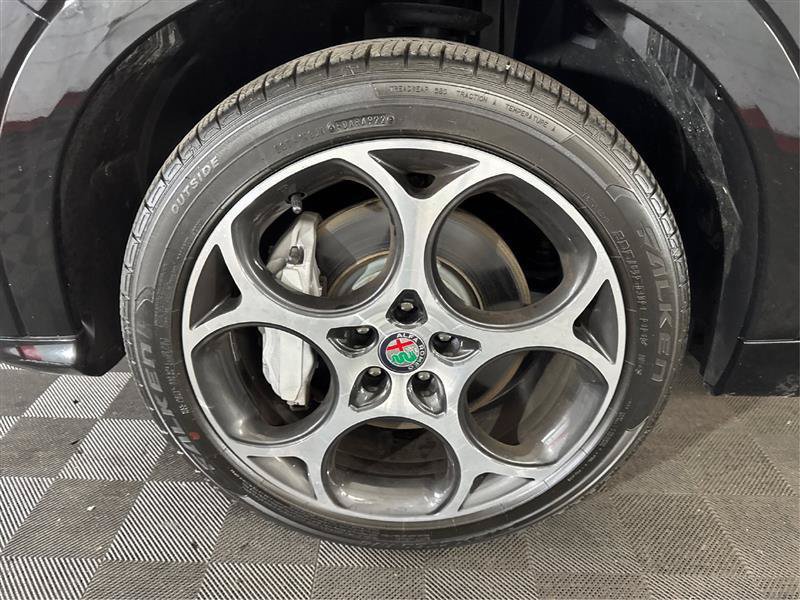Used 2024 Alfa Romeo Tonale Ti AWD/4WD image 33