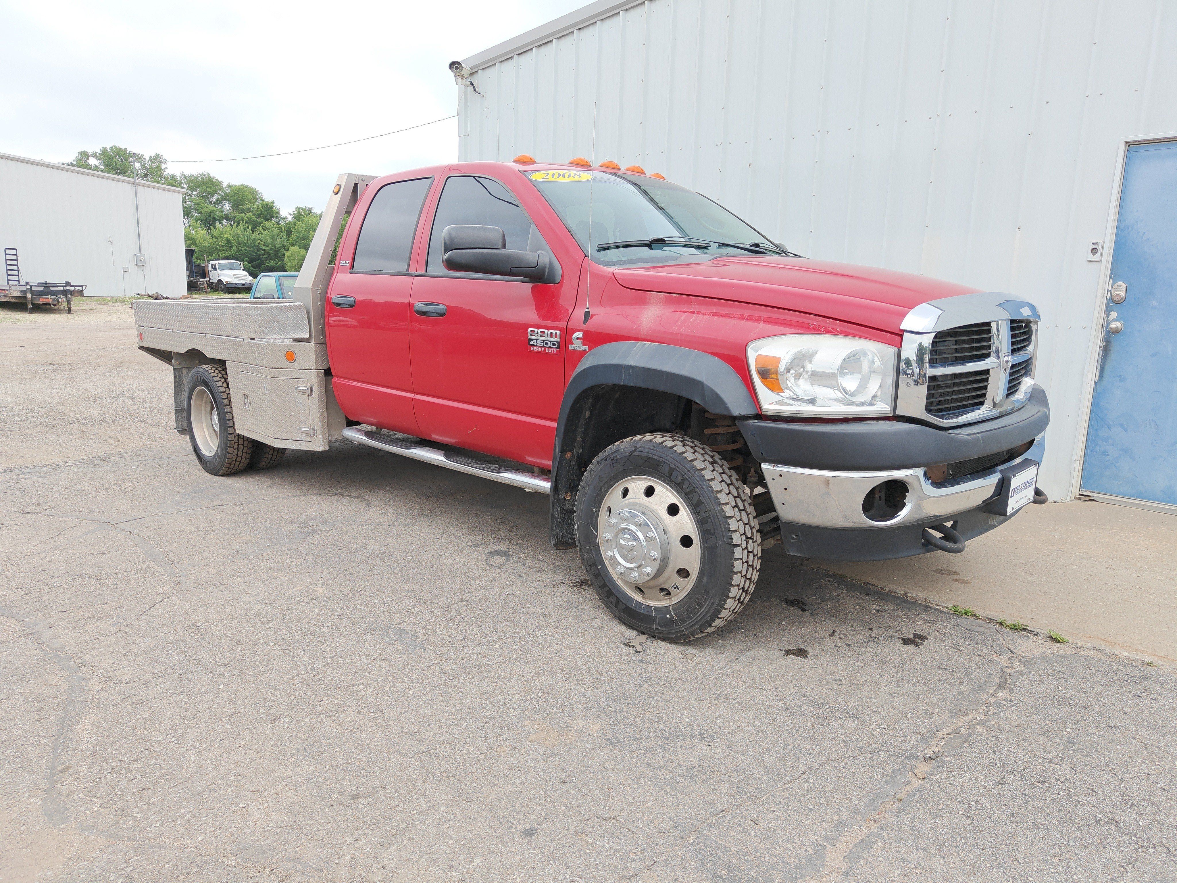 Used 2008 Dodge Ram 4500 Truck 4x4 Quad Cab w/ 2GG SLT Cpos Pkg image 2