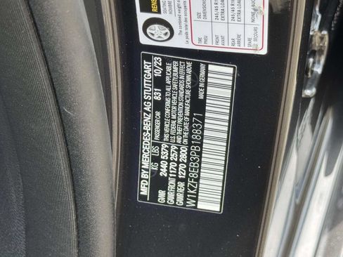 Used 2023 Mercedes-Benz E 350 4MATIC Sedan image 31