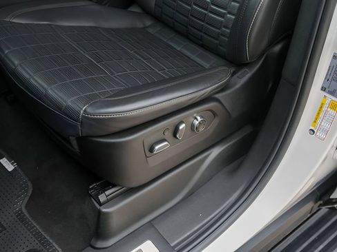 Certified 2023 Cadillac Escalade ESV Sport Platinum w/ LPO, ONYX Package image 8