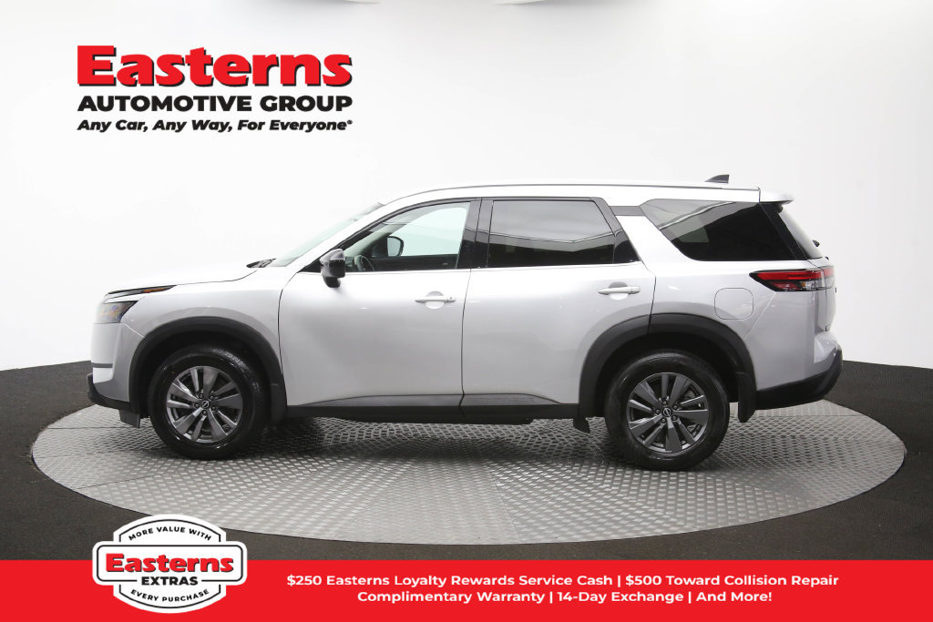 Used 2023 Nissan Pathfinder S AWD/4WD image 60