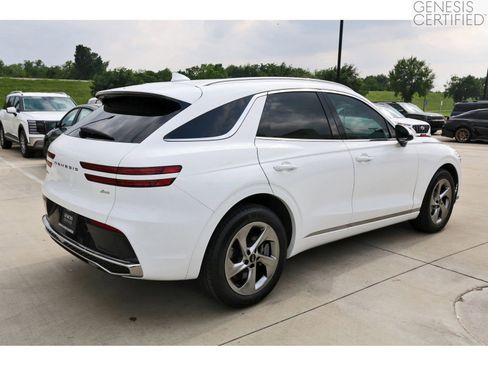 Used 2026 Genesis GV70 2.5T AWD/4WD image 9