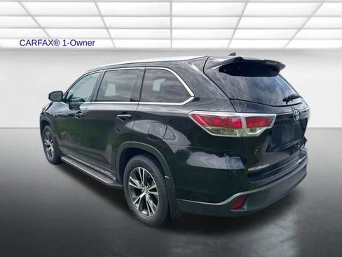 Used 2016 Toyota Highlander XLE AWD/4WD image 13