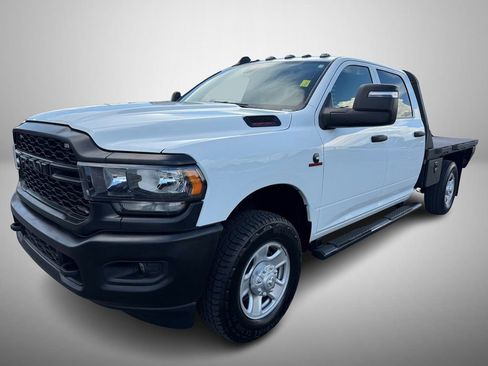 Used 2024 RAM 2500 Tradesman w/ Snow Chief Group AWD/4WD image 2
