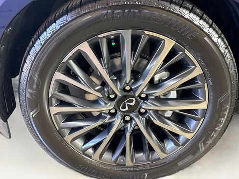 New 2026 INFINITI QX80 Autograph w/ Premium Cargo Package image 43