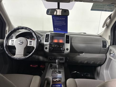 Used 2021 Nissan Frontier SV image 26