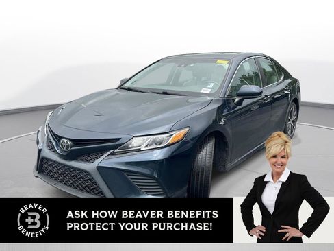 Used 2018 Toyota Camry SE FWD image 1