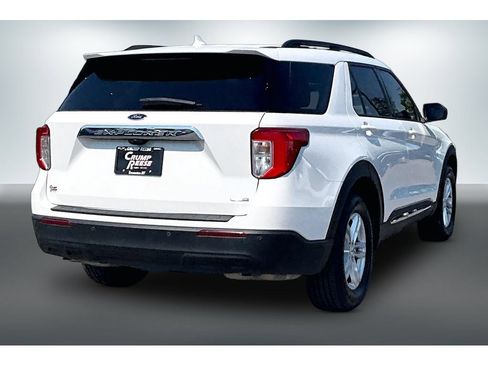 Used 2020 Ford Explorer XLT AWD/4WD image 6