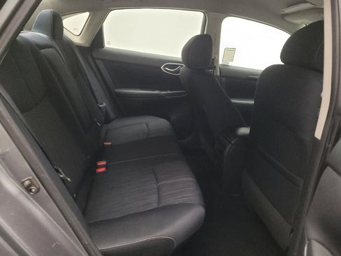 Used 2016 Nissan Sentra SV FWD image 19