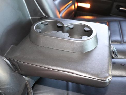 Used 2005 HUMMER H2 w/ Preferred Equipment Group image 49