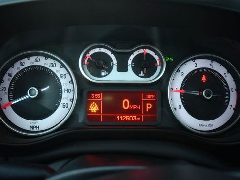 Used 2014 FIAT 500L Trekking w/ Popular Equipment Group image 27