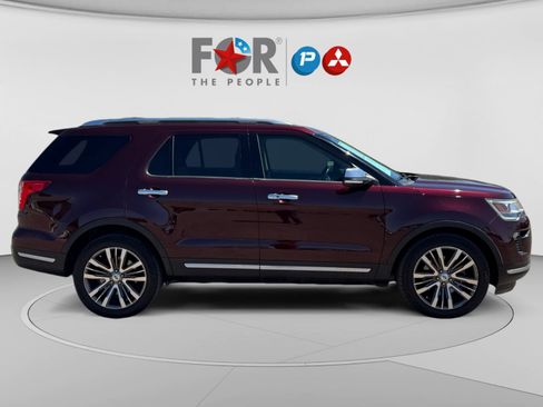 Used 2018 Ford Explorer Platinum AWD/4WD image 6