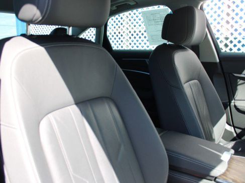 Used 2019 Audi A6 3.0T Premium Plus w/ Premium Plus Package image 44