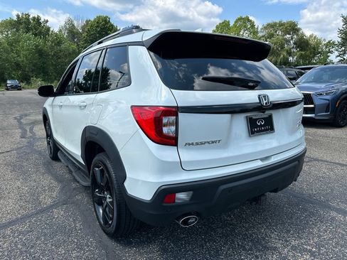Used 2019 Honda Passport Elite image 12