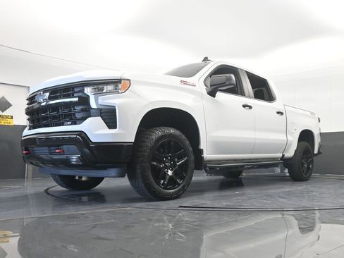 Used 2022 Chevrolet Silverado 1500 LT Trail Boss image 58