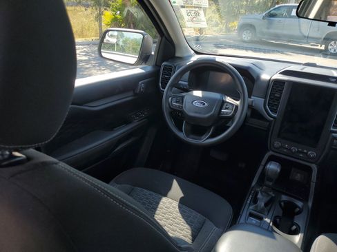 Used 2024 Ford Ranger XL w/ Trailer Tow Package image 19