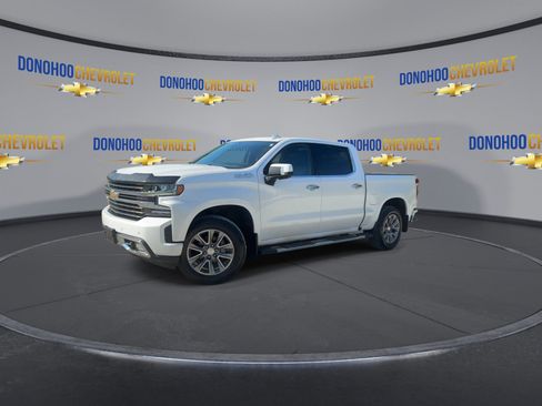 Used 2020 Chevrolet Silverado 1500 High Country w/ Technology Package AWD/4WD image 7